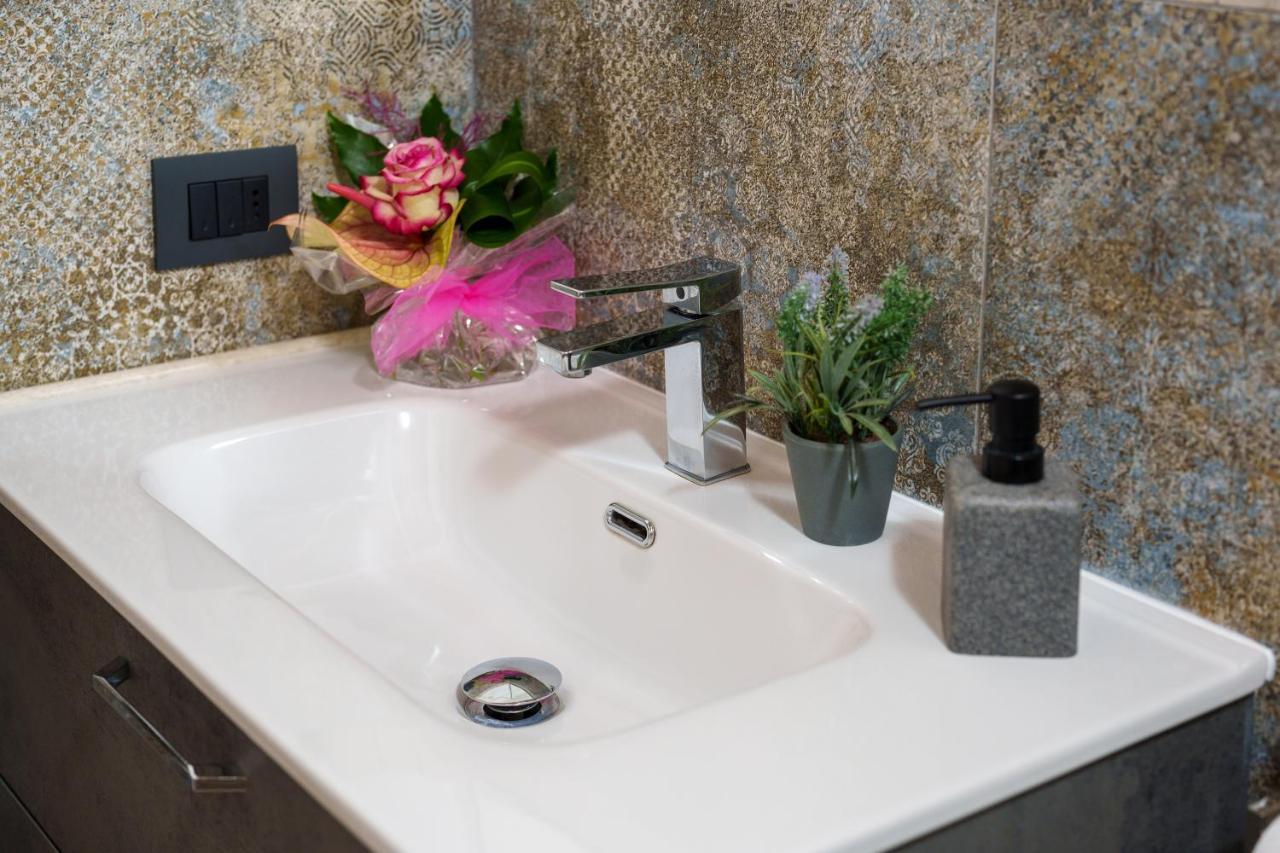 Fiorino Apartment - Piazza Della Liberta フィレンツェ エクステリア 写真